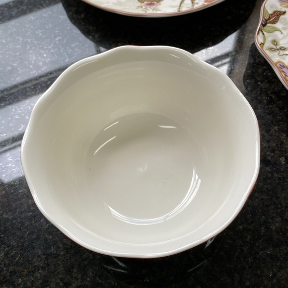 3 piece place setting Porcelain China “Gabrielle” by 222 Fifth - Picture 5 of 6